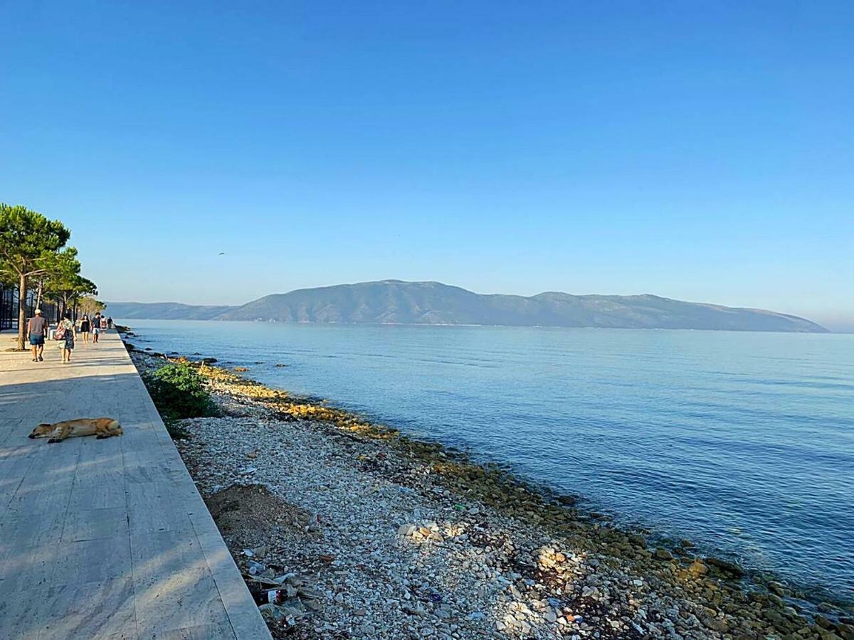 Beach Front Apartment Vlorë Exterior foto